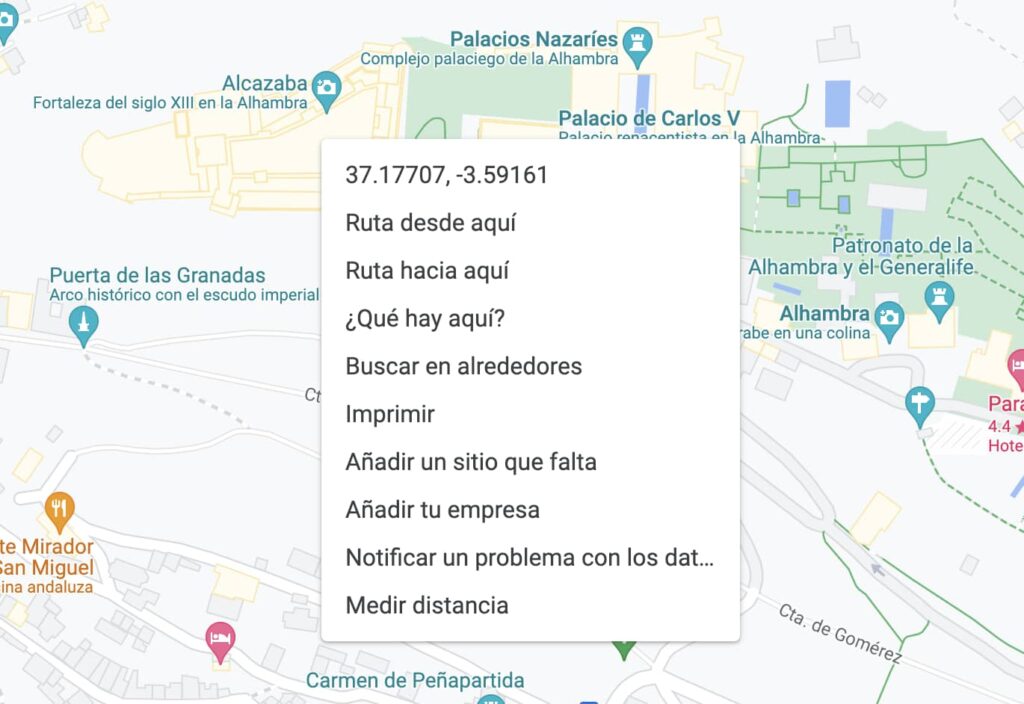 Menú contextual con las coordenadas geográficas en Google Maps